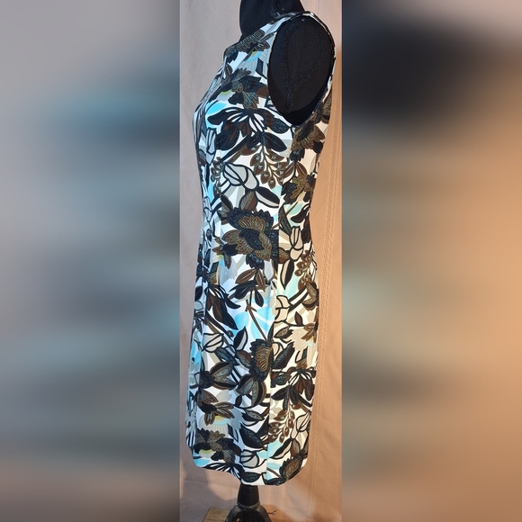 CONNECTED APPAREL Floral Sleeveless Midi Dress - Picture 3 of 7